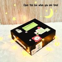 Gambar Feeling Box l Hampers Lebaran Natal Tahun Baru BIrthdayl Cute Hampers l Aesthetic gift for Graduation Birthday Valentine Christmas Anniversary l Love sad insomnia tired l kado sahabat pacar teman Hadiah Flower Kertas - when you feel sad, 1. Yellow Plaid dari Story Of Eggs undefined 2 Tokopedia