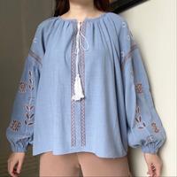 Gambar Fereya Top atasan blouse wanita korean Style by Biel the label - Krem motif jalar dari Biel The Label undefined 5 Tokopedia