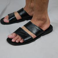 Gambar Estunice Sandal Kulit Pria Original 100% Sendal Slop Pria Size 38-45 - ES 02 - Hitam, 38 dari Estunice Store undefined 4 Tokopedia