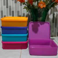 Gambar Large square away (1) Tupperware - oren dari Tupperware original undefined 1 Tokopedia