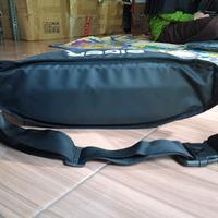 Gambar TAS SELEMPANG PRIA TERBARU TAS ANTI AIR PRIA WAISTBAG COWOK WATERPROOF hitam pinggang - HITAM, TAS ANTI AIR dari SYIFA STORE COLLECTION undefined 5 Tokopedia