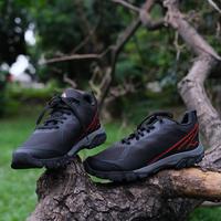 Gambar Altitude Gear Hiking Trail Sepatu Gunung Pria Wanita Outdoor - Hitam, 40 dari Altitude Gear undefined 1 Tokopedia