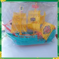 Gambar Mainan kapal bajak laut pirates perahu layar dari amazahouse undefined 2 Tokopedia