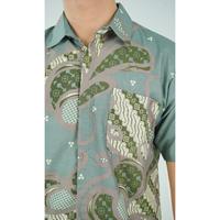 Gambar BATIK TRUSMI Hem Batik Pria Kemeja Lengan Pendek Batik Laveya Hijau BUL Baju Katun Motif Panjang Printing Kombinasi - S dari BT Batik Trusmi Official undefined 4 Tokopedia