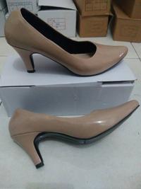 Gambar Sepatu High Heels - Sepatu Wanita High Heels Glossy Moca dari Vanfashionshop undefined 2 Tokopedia