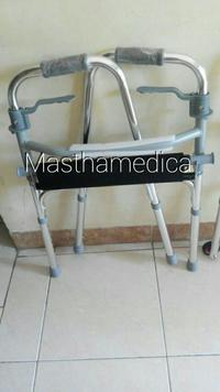 Gambar Walker + Dudukan Alat Latihan Jalan penderita pasien Stroke U Jemuran dari Mastha Medica Sby undefined 5 Tokopedia