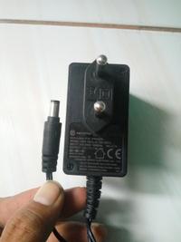 Gambar adaptor Hoioto 12V 1,5ampere 5,5x2,2mm dari 88shoop undefined 1 Tokopedia
