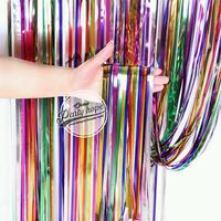Gambar tirai foil warna warni backdrop foil fringe curtain background pelangi dari PARTY HOPE 2 undefined 4 Tokopedia