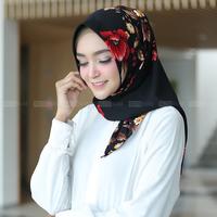 Gambar Hilbab Instant Segitiga GAYATRI | Hijab instan motif bunga cantik dari Titan-OLShop undefined 2 Tokopedia