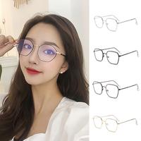 Gambar Kacamata Hitam Wanita Model Casual Retro untuk Sehari-hari Fashion dari home fashion1 undefined 1 Tokopedia