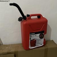 Gambar Krisbow Jerigen Bensin / Solar Plastik HDPE 20 Ltr dari Mutiarashop17 undefined 1 Tokopedia