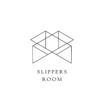 Logo Slippers Room
