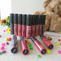 Logo bellvaniabeauty.corner