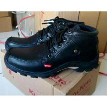 Logo SUBARKAH SHOES