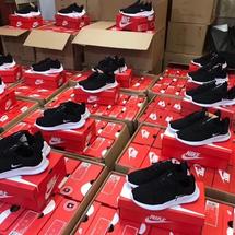 roshe run trainers