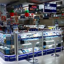 Logo Mukerjee Store