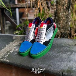 vans marvel button up