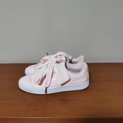 puma select basket heart