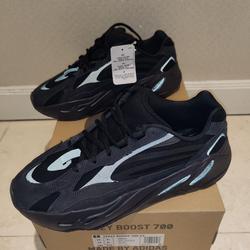 yeezy 500 vanta black