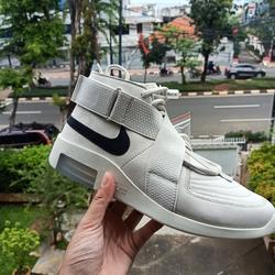Jual Nike Air Fear Of God Murah \u0026 Terbaik - Harga Terbaru May 2022