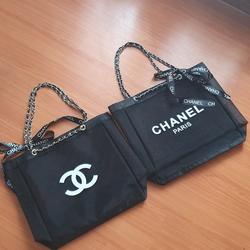 chanel tote 2019