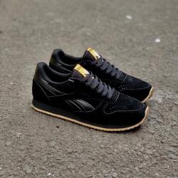 red suede reebok classics