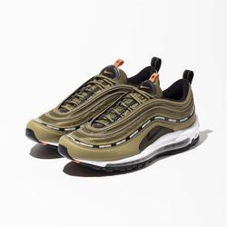 air max plus undefeated