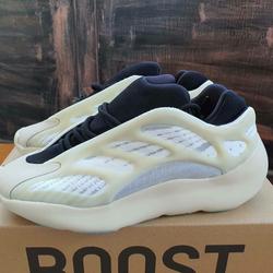 yeezy 700 v3 white