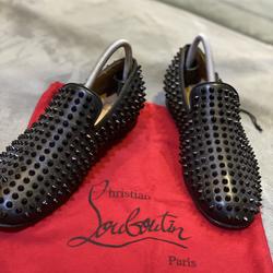 louboutin harga