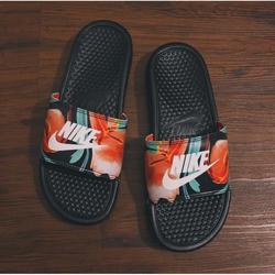 nike benassi floral