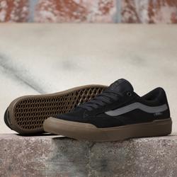 vans chukka boot gum sole