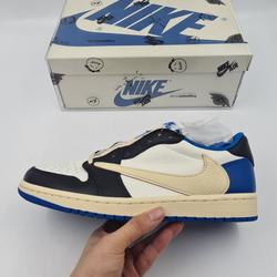 travis scott low laces