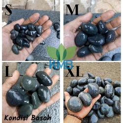KMB BATU KORAL HITAM BENGKULU 12 KG Berat 1 Karung 11 Kg Ukuran S M L XL Kondisi Basah Batu Alam Asli untuk Taburan Taman Pot Vase Dasar Kolam Makam Aquarium Koral Sikat Carport