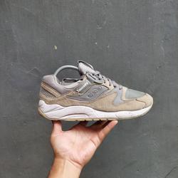 saucony grid 9000 junior