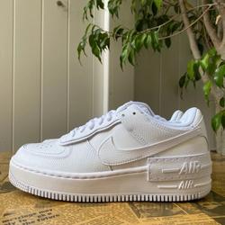 Jual Nike Air Force 1 Triple White di Yogyakarta - Harga Terbaru 2022