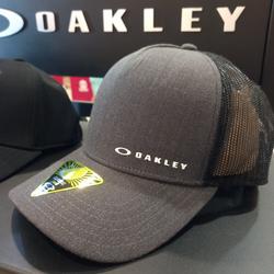Jual Oakley Topi di Bali - Harga 