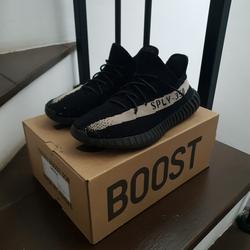 yeezy oreo box
