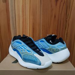 yeezy boost v3 azareth