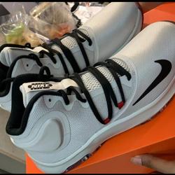 nike air versatile 2 nba