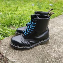 dr martens size 11