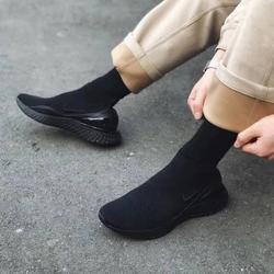 nike react flyknit trainers