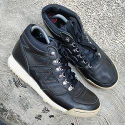 Jual New Balance 710 Model \u0026 Desain Terbaru - Harga May 2022