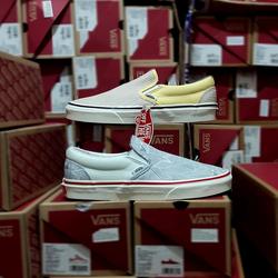 platform flower vans