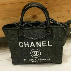 chanel tote 2019