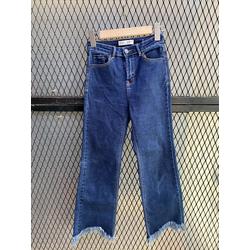 Jual Cropped Jeans di Jakarta Selatan 