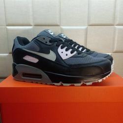 Jual Nike Air Max Essential Model \u0026 Desain Terbaru - Harga May 2022 |  Tokopedia