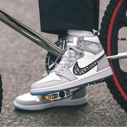 Jual Air Jordan Dior Model \u0026 Desain Terbaru - Harga November 2021