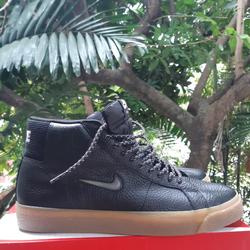 patent leather nike dunks