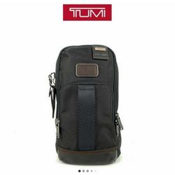 harga tumi sling bag