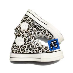 converse animal print low top